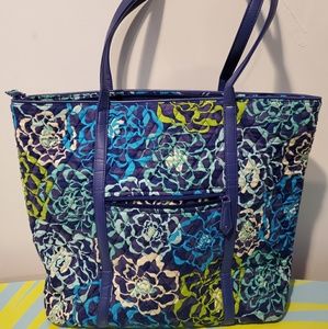 Vera Bradley large tote